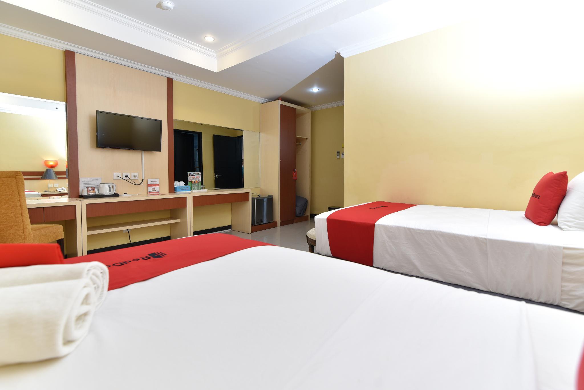 דנפסאר Reddoorz Plus Near Mall Bali Galeria 2 מראה חיצוני תמונה
