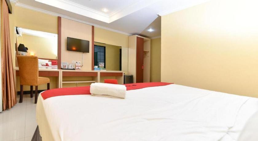דנפסאר Reddoorz Plus Near Mall Bali Galeria 2 מראה חיצוני תמונה