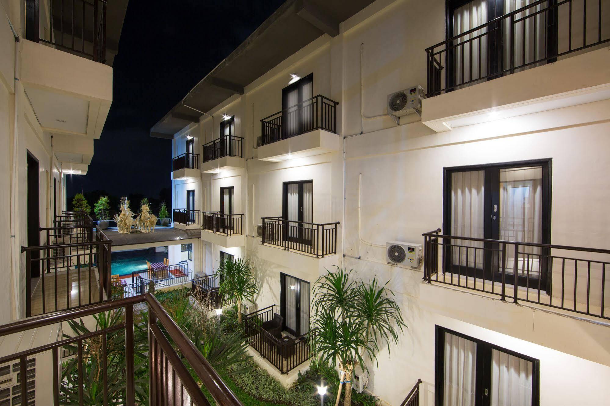 דנפסאר Reddoorz Plus Near Mall Bali Galeria 2 מראה חיצוני תמונה