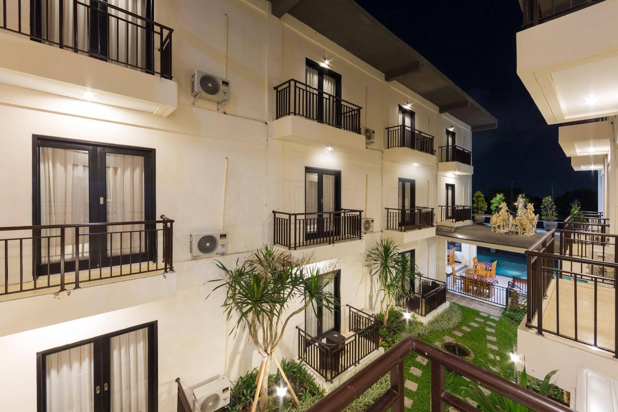 דנפסאר Reddoorz Plus Near Mall Bali Galeria 2 מראה חיצוני תמונה