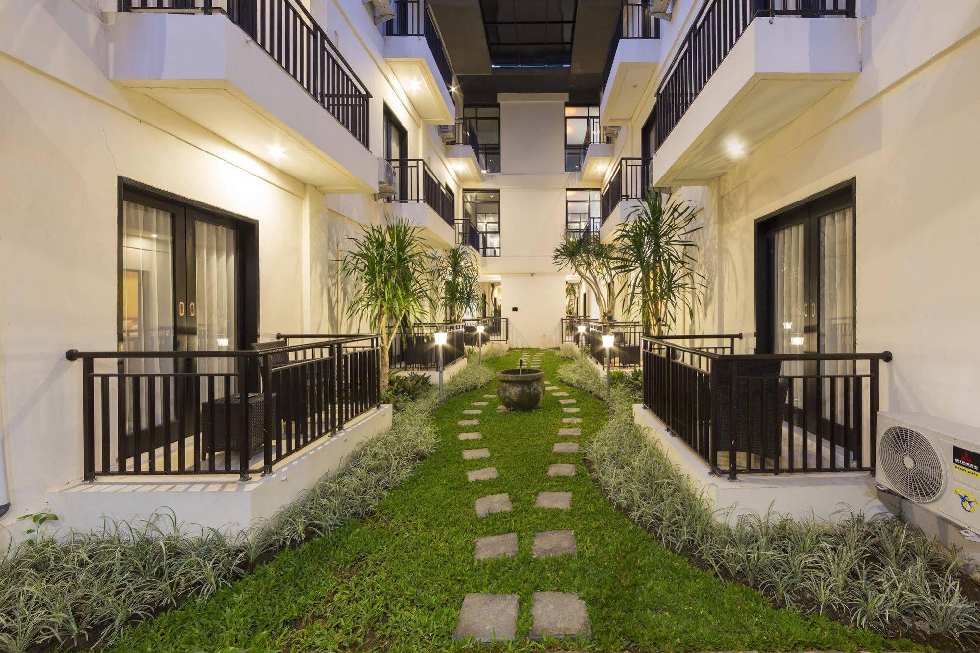 דנפסאר Reddoorz Plus Near Mall Bali Galeria 2 מראה חיצוני תמונה